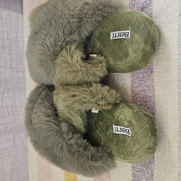 FUZZY SLIPPERED - Picture 6 of 7
